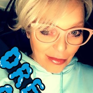 Meet your Posher, Joy